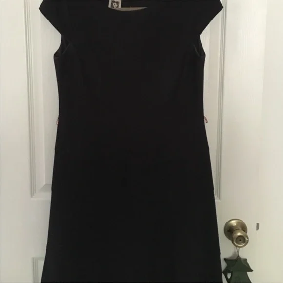 Anne Klein Classic Black Midi Dress size 6 - Picture 5 of 5